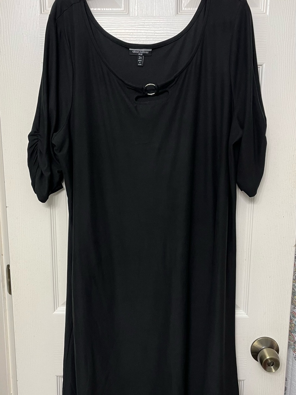 Black Scoop Neck Tunic Dress with Ring Detail